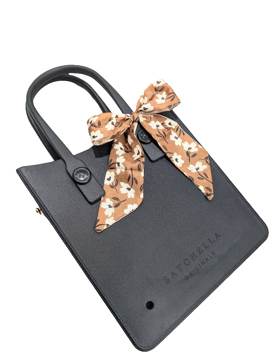 EVA Tote bag with Insert and charm - Black